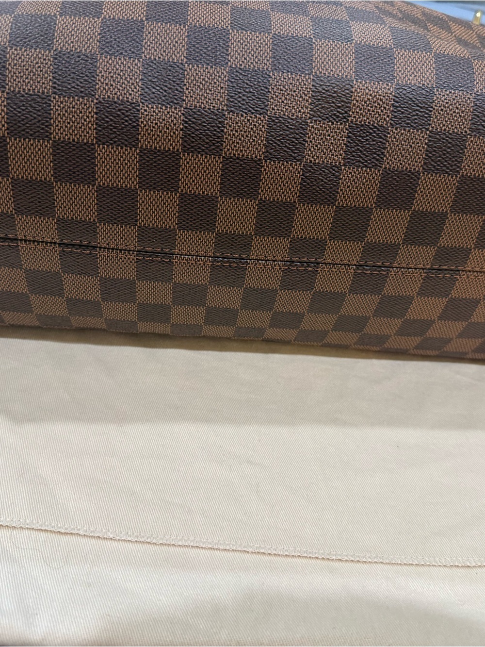 Louis Vuitton Graceful MM Damier Ebene Canvas Hobo with Red Interior - Picture 4 of 5
